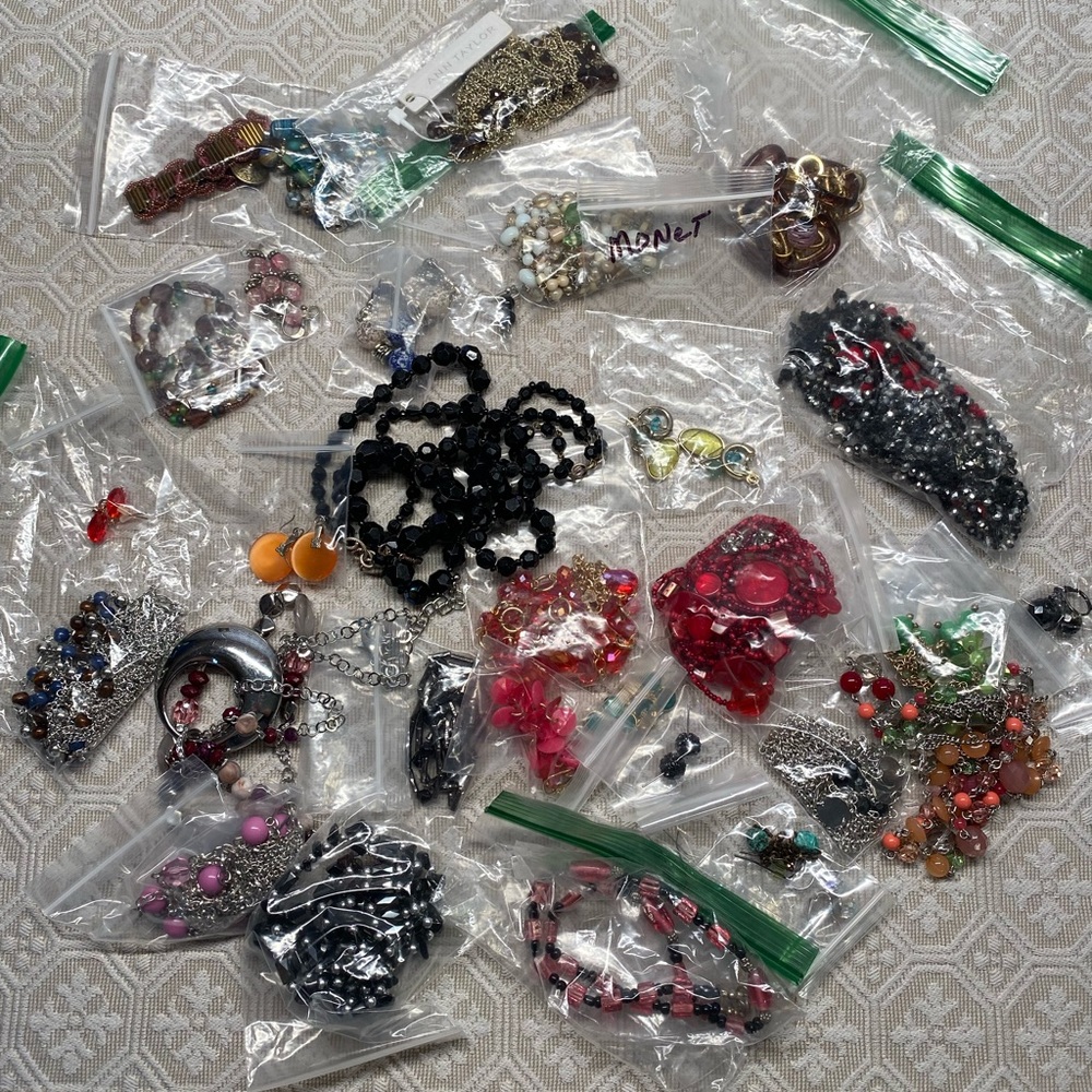 Glass beaded jewelry lot.
